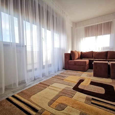 Vip Apartment-Brilliant Apartments Констанца Экстерьер фото