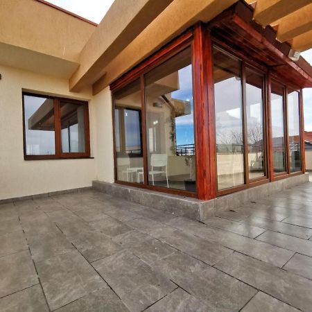 Vip Apartment-Brilliant Apartments Констанца Экстерьер фото