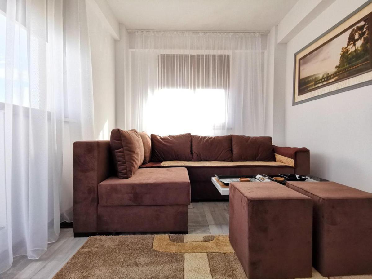 Vip Apartment-Brilliant Apartments Констанца Экстерьер фото