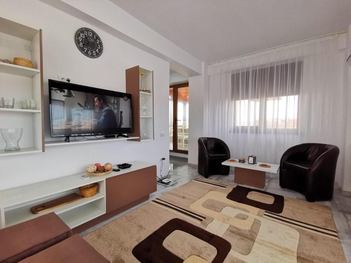 Vip Apartment-Brilliant Apartments Констанца Экстерьер фото
